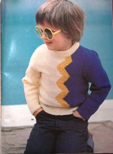 Load image into Gallery viewer, Vintage Knitting Book RENETRICOTS Book102