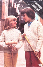 Load image into Gallery viewer, Knitting Leaflets & Book for Toddlers & Children