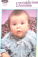 Load image into Gallery viewer, Vintage Patons Crochet Book 318