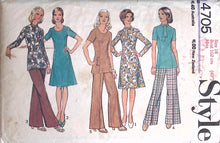 Load image into Gallery viewer, Vintage Sewing Pattern: Style 4705