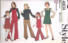 Load image into Gallery viewer, Vintage Sewing Pattern: Style 4804