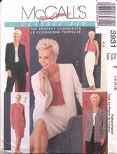 Load image into Gallery viewer, Sewing Pattern: McCalls 3931