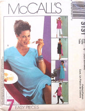 Load image into Gallery viewer, Sewing Pattern: McCalls 3131