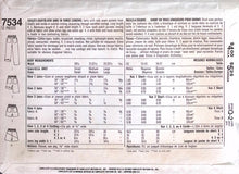 Load image into Gallery viewer, Vintage Sewing Pattern: Simplicity 7534