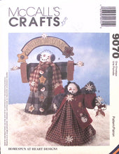 Load image into Gallery viewer, Vintage Sewing Pattern: McCalls 9070