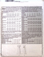Load image into Gallery viewer, Sewing Pattern:McCalls 3954