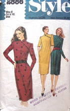 Load image into Gallery viewer, Vintage Sewing Pattern: Style 2886