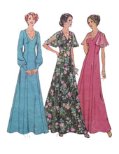 Load image into Gallery viewer, Vintage Sewing Pattern: Style 1312