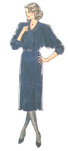 Load image into Gallery viewer, Vintage Sewing Pattern: Style 4452