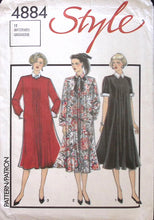 Load image into Gallery viewer, Vintage Sewing Pattern: Style 4884