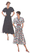 Load image into Gallery viewer, Vintage Sewing Pattern: Style 4701
