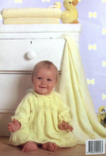 Load image into Gallery viewer, Vintage Knitting Book: Vacation