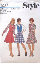 Load image into Gallery viewer, Vintage Sewing Pattern: Style 1207