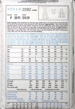 Load image into Gallery viewer, Vintage Sewing Pattern: Style 2282