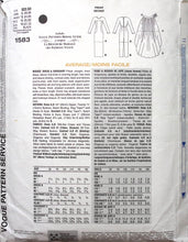 Load image into Gallery viewer, Vintage Sewing Pattern: Vogue 1583
