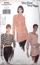 Load image into Gallery viewer, Vintage Sewing Pattern: Vogue 9700