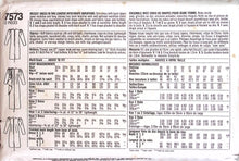 Load image into Gallery viewer, Vintage Sewing Pattern: Simplicity 7573