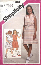 Load image into Gallery viewer, Vintage Sewing Pattern: Simplicity 9881
