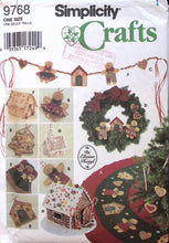 Load image into Gallery viewer, Vintage Sewing Pattern: Simplicity 9768