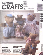 Load image into Gallery viewer, Viontage Sewing Pattern: McCalls 5988