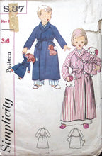 Load image into Gallery viewer, Vintage Sewing Pattern: Simplicity S.37