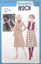 Load image into Gallery viewer, Vintage Sewing Pattern: Simplicity 8201