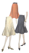Load image into Gallery viewer, Vintage Sewing Pattern: Vogue 5320