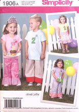 Load image into Gallery viewer, Sewing Pattern: Simplicity 1906