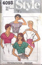 Load image into Gallery viewer, Vintage Sewing Pattern: Style 4093