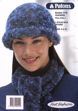 Load image into Gallery viewer, Patons Knitting Booklet 2143