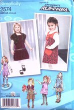 Load image into Gallery viewer, Sewing Pattern: Simplicity 2574
