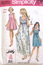 Load image into Gallery viewer, Vintage Sewing Pattern: Simplicity 8252