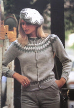 Load image into Gallery viewer, Vintage Patons Knitting Book 671