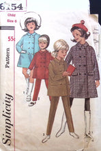 Load image into Gallery viewer, Vintage Sewing Pattern: Simplicity 6154