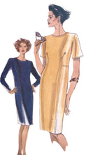 Load image into Gallery viewer, Vintage Sewing Pattern: Vogue 7016