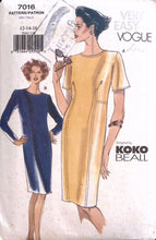 Load image into Gallery viewer, Vintage Sewing Pattern: Vogue 7016