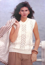 Load image into Gallery viewer, Patons Knitting Book No.364