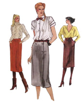 Load image into Gallery viewer, Vintage Sewing Pattern: Vogue 7526