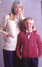 Load image into Gallery viewer, Vintage Knitting Booklet-8 Ply Knits No.398