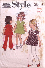 Load image into Gallery viewer, Vintage Sewing Pattern: Style 2669