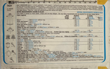 Load image into Gallery viewer, Sewing Pattern: Simplicity 7829