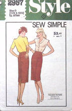 Load image into Gallery viewer, Vintage Sewing Pattern: Style 2957