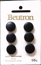 Load image into Gallery viewer, Beutron 70's Vintage Shank Buttons