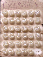 Load image into Gallery viewer, Vintage Fashion Novelty Shank Buttons