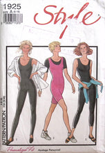 Load image into Gallery viewer, Vintage Sewing Pattern: Style 1925