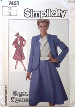Load image into Gallery viewer, Vintage Sewing Pattern: Simplicity 7451