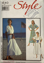 Load image into Gallery viewer, Sewing Pattern: Style 1540