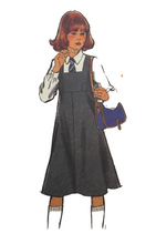 Load image into Gallery viewer, 1978 Vintage Sewing Pattern: Style 2387