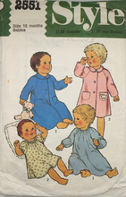 Load image into Gallery viewer, Vintage Sewing Pattern: Style 2551