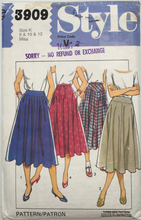 Load image into Gallery viewer, 1984 Vintage Sewing Pattern: Style 3909